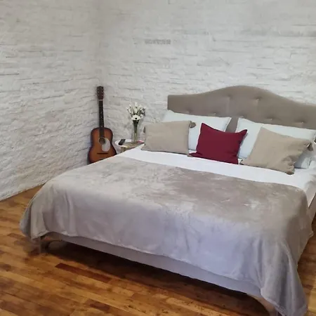 House וילה קריובה