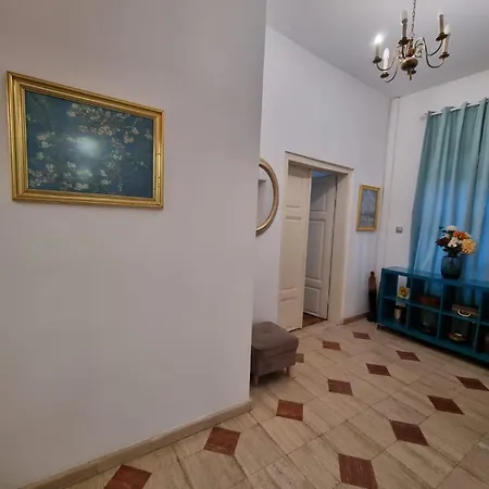 House וילה קריובה